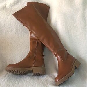 GBG Los Angeles Salesa  Knee-high Women Boots. Size 7M